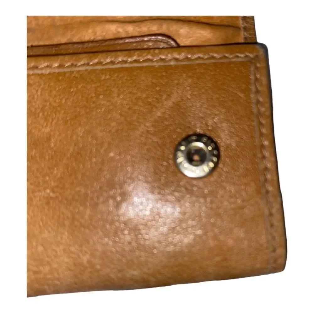 🔑 Vintage‎ FENDI Italy Leather Key Holder Wallet 6-Hook Snap Closure